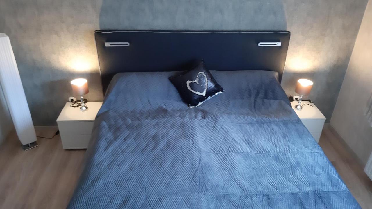 Ferienwohnung Am Ostfriesland-Wanderweg 拉奥德芬 外观 照片